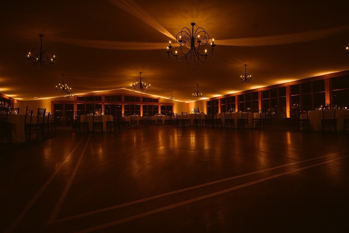 Architectural uplighting at Stroudsmoor by Wedgewood Weddings